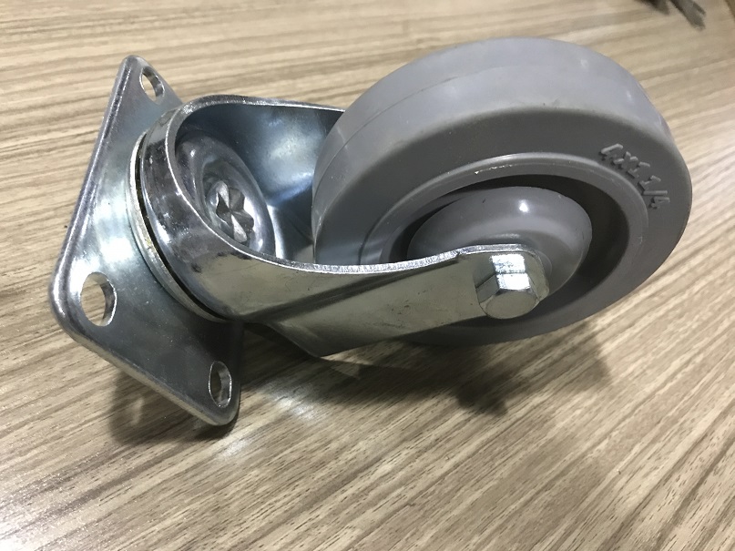 B&aacute;nh xe cao su y&ecirc;n tĩnh hơn 4 inch (2)
